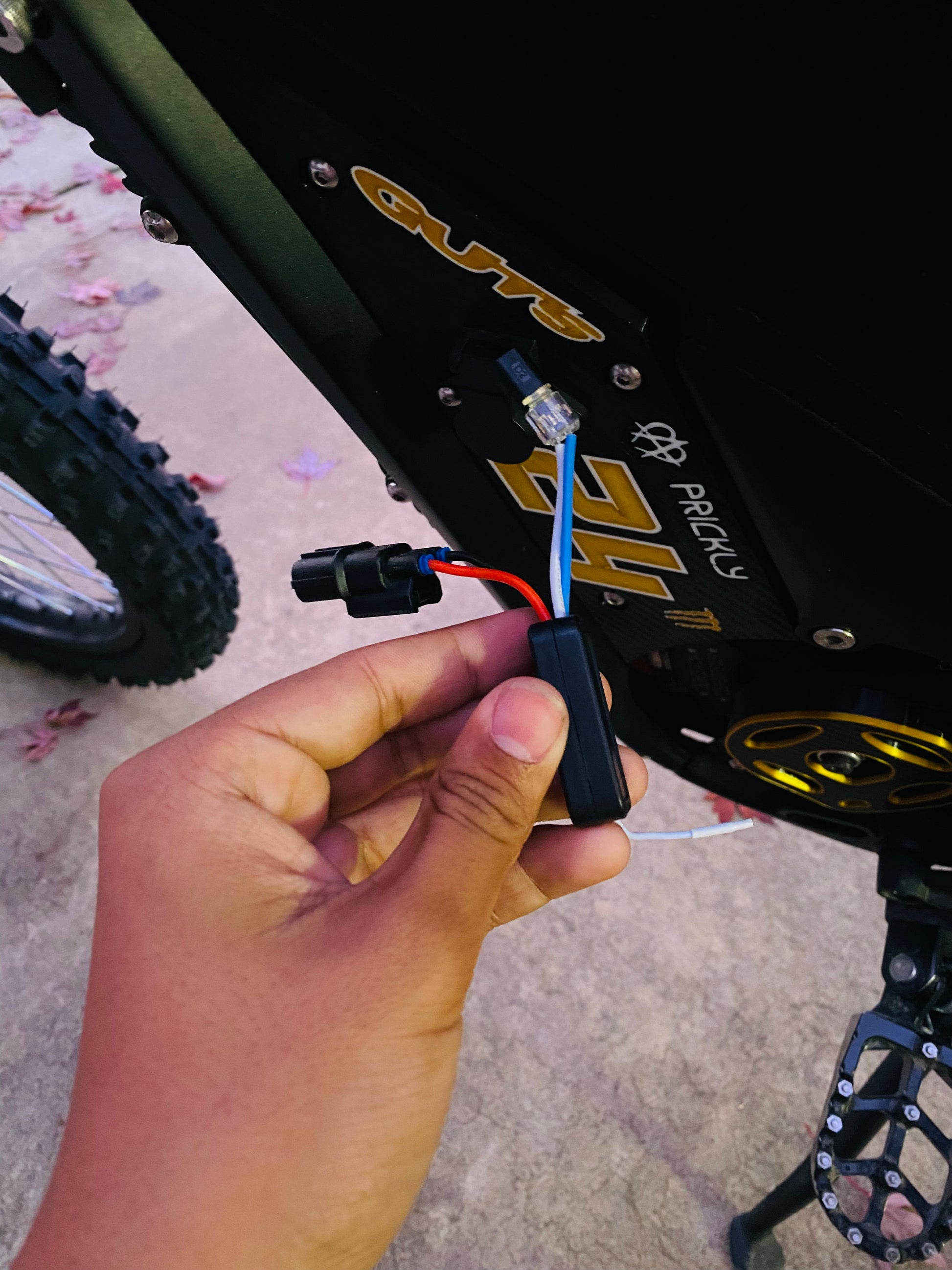 V4 Governor Switch Fully wireless